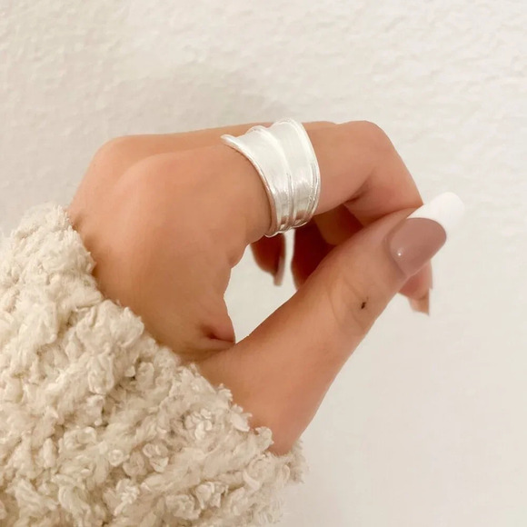 925 Sterling Silver Chunky Bold Statement Ring Large Thick Ring Wide Ring - Picture 8 of 10